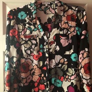 Pretty Blouse Floral